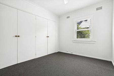 4/2 Kent Road, Rose Bay - Photo 2