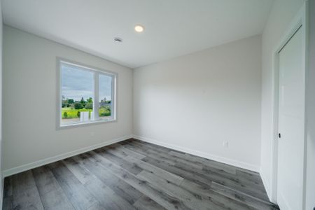 For Lease - 440 Wellington Street Unit# 20, Wellington North, Ontario - Photo 3