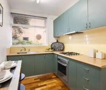 5/61-63 Pakington Street, St Kilda VIC 3182 - Photo 2