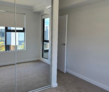 214 / 3-5 Panama Drive, New Port - Photo 3