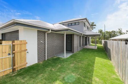 “5 BED FAMILY HOME IN SPRINGFIELD RISE ESTATE” - Photo 4