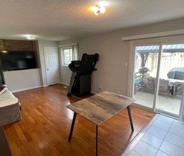 For Lease - 32 Fireside Drive Unit# 1, Toronto, Ontario - Photo 3