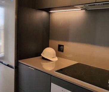 For Lease - 1 Jarvis Street Unit# 825, Hamilton, Ontario - Photo 5