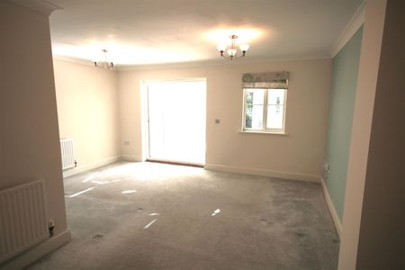 Canterbury Canterbury CharthamUpdown Way, CT4 7TP, Chartham - Photo 4