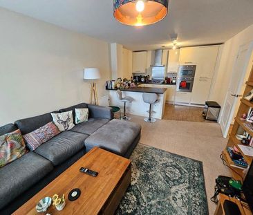 2 bedroom apartment to rent - Photo 4