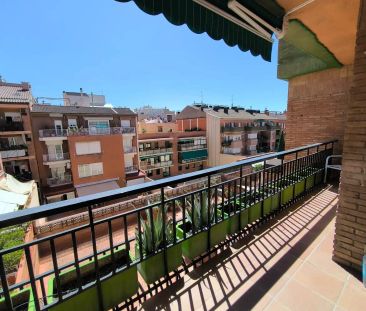 Barcelona - Photo 3
