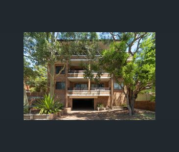 1/26-28 High Street, Carlton, NSW 2218 - Photo 4