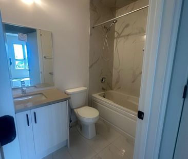 For Lease - 46 Monclova Road, Toronto, Ontario - Photo 6