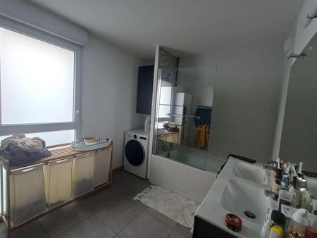 location Appartement T3 DE 66.84m² À LABEGE - Photo 4
