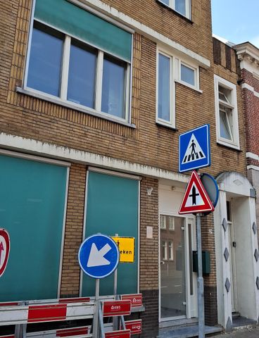 Per direct beschikbaar in het centrum van Roosendaal, 2-kamer appartement - Photo 4