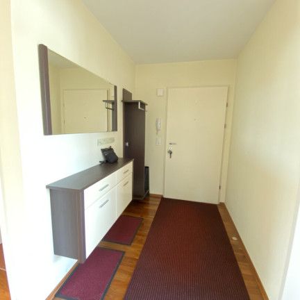 Stilvoll Wohnen: Gepflegte 3-Zimmerwohnung mit Dachterrasse in Götzis zu vermieten! - Photo 1