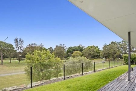Spectacular Golf Course Views - Photo 3