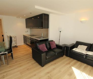2 bedroom flat to rent - Photo 5