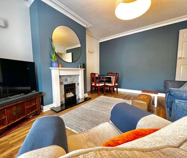 2 bedroom terraced house to rent - Photo 1