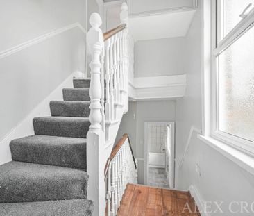 4 bedroom terraced house to rent - Photo 5