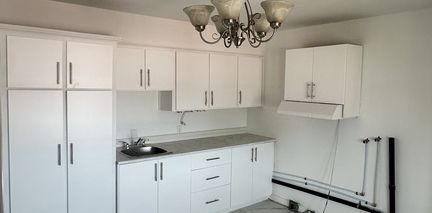 4 1/2 Apt 1550$ -1er Août Rénové - Photo 2