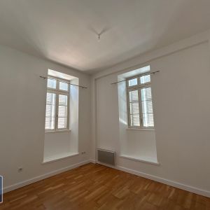 Location Appartement 2 pièces 58m² LA ROCHELLE 17000 - Photo 2