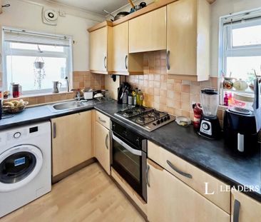 1 bedroom flat to rent - Photo 6