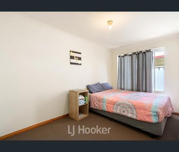 Coastal Living Just Steps from Geographe Bay - 6 Month Lease - Photo 5