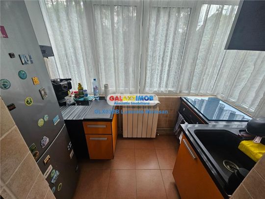 Inchiriere apartament 2 camere decomandat Targoviste Central - Photo 1