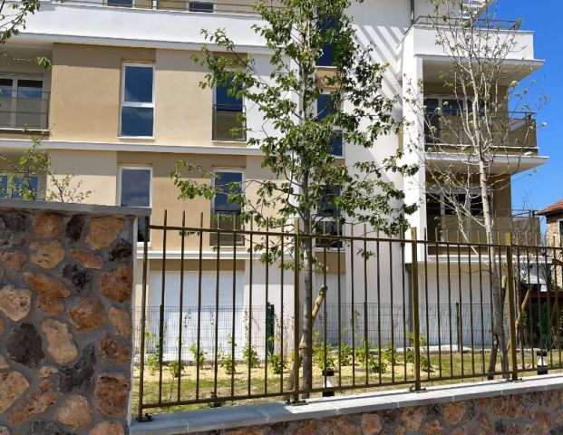 À louer - Appartement 4 pièces de 74,52 m² à DAMMARIE-LES-LYS - Photo 1