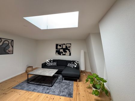 Charmerende to-plans lejlighed i livlige Aalborg - Photo 2