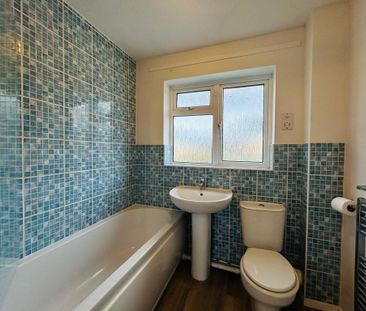 2 bedroom terraced house to rent - Photo 6