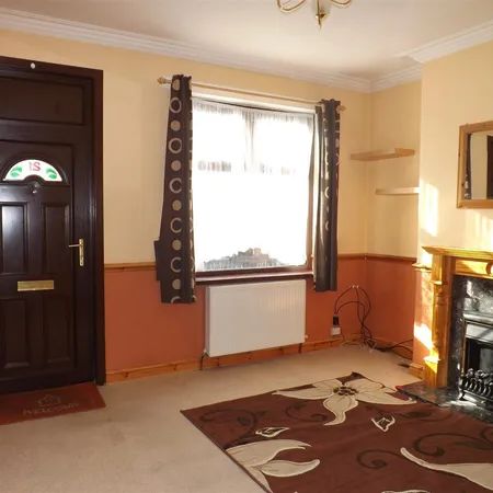 Tudor Street, Sutton in Ashfield, NG17 5AN, Property for rent - Photo 1