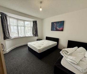 7 bedroom semi-detached house to rent - Photo 6