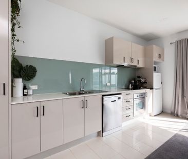 Modern 1-Bedroom Apartment in the Heart of Richmond - Photo 4