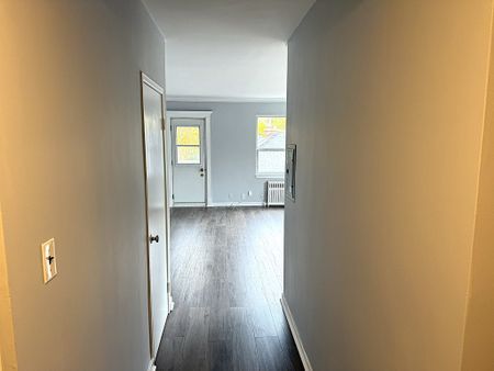For Lease - 1315 Bayview Avenue Unit# 305, Toronto, Ontario - Photo 3