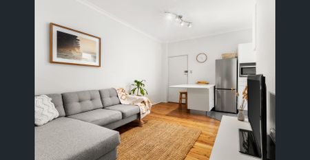 Beachside Living - Photo 3