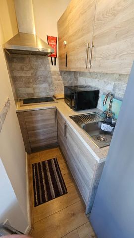 Studio to rent - Photo 5