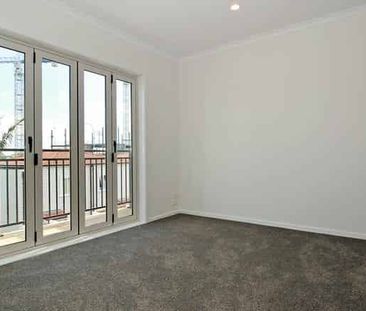 3 Bedroom Property - Photo 5