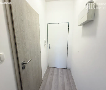 Pronájem bytu 1+kk 25 m² - Photo 1