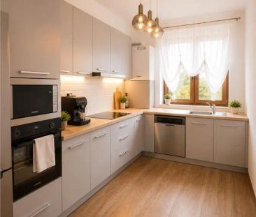 Pet Frendly! Casa cu terasa si gradina proprie, 2 bai, 2 parcari, S... - Photo 3
