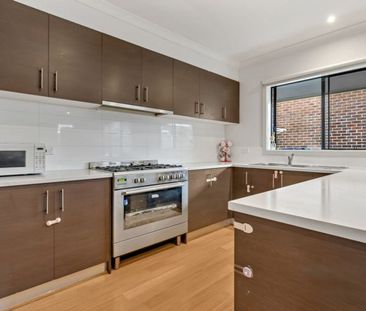 Spacious 3-Bedroom Home in a Prime Hampton Park Location - Photo 6