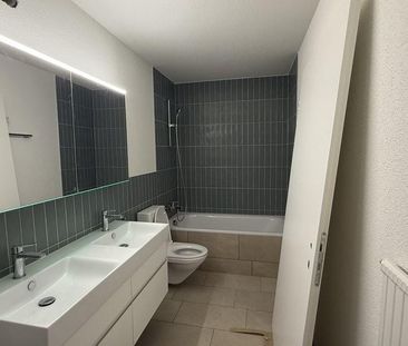 Viel Platz zum Wohlfühlen - 5.5-Zimmerwohnung mit zwei Balkonen - Photo 5