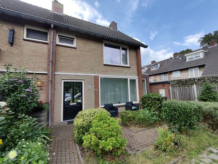 Te huur: Huis Adelaertstraat in Eindhoven - Foto 2