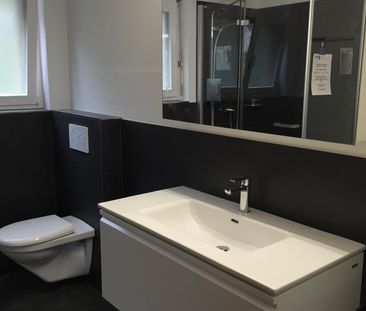 "Charmante 4.5-Zimmer-Wohnung mit Seesicht in Oberhofen am Thunersee" - Photo 5