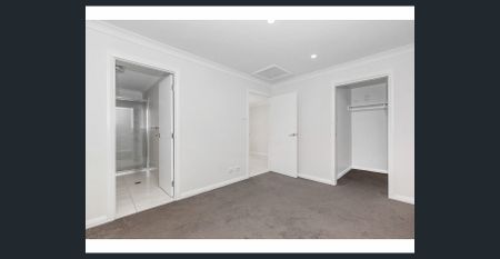 ONE BEDROOM FLAT WITH MODERN COMFORTS - Photo 4