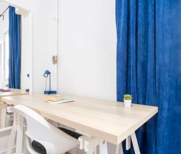 Calle del Doctor Esquerdo, Madrid, Community of Madrid 28028 - Photo 2