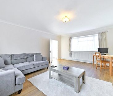 2 bedroom maisonette to rent - Photo 2