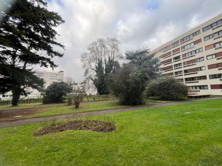 Location Appartement 3 pièces 66m² CHEVILLY LARUE 94550 - Photo 4