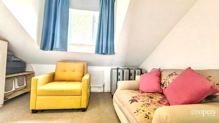 Mission Lodge, Waterloo Road, Uxbridge, UB8 - Photo 3