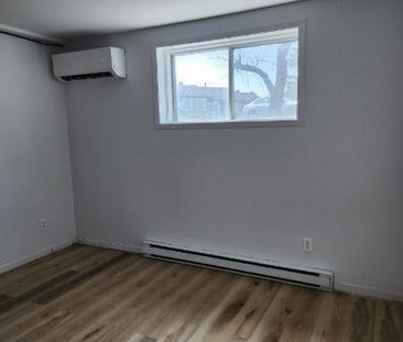 Logement a louer Grand 3 1/2 - Photo 3
