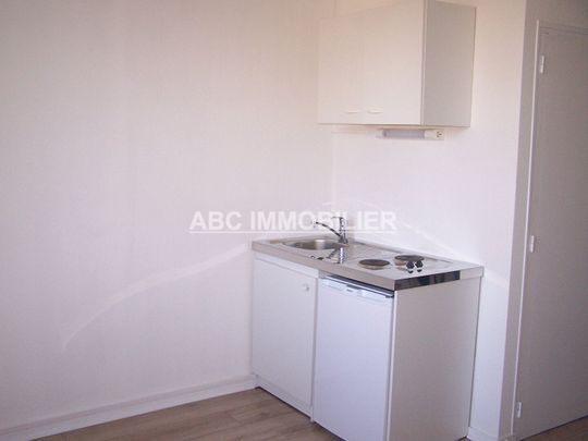 Location Appartement 1 pièce 21m² - Photo 1