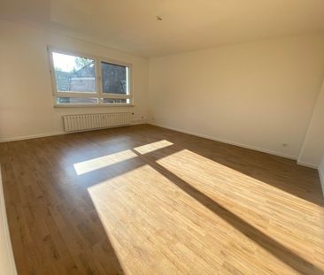 Sanierte 3,5 Zimmer Wohnung mit Balkon!!!! - Photo 3