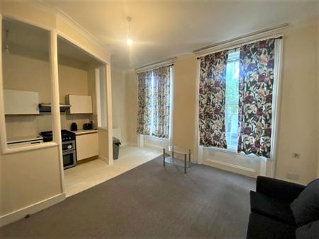 1 bedroom flat to rent - Photo 2