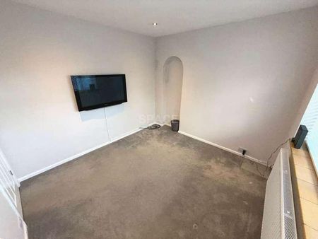 Radstock Lane, Reading, RG6 - Photo 2